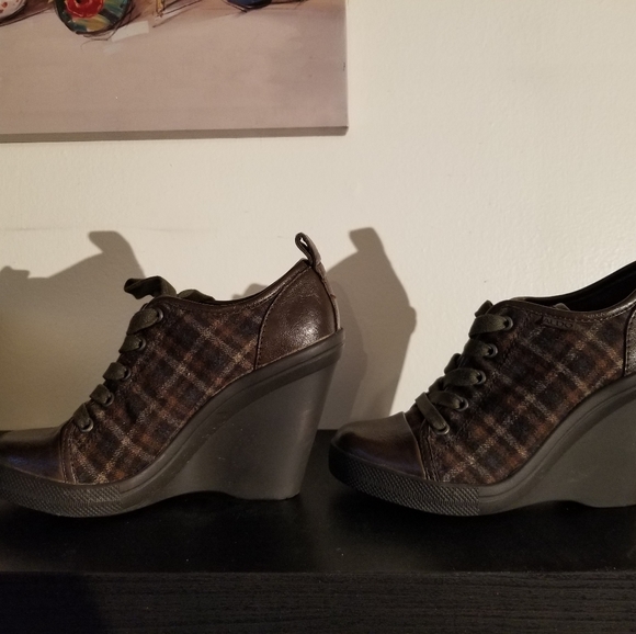 Aldo Plaid Wedges - Picture 3 of 7